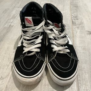 Women's Size 8.5 Vans High top Classic sneakers